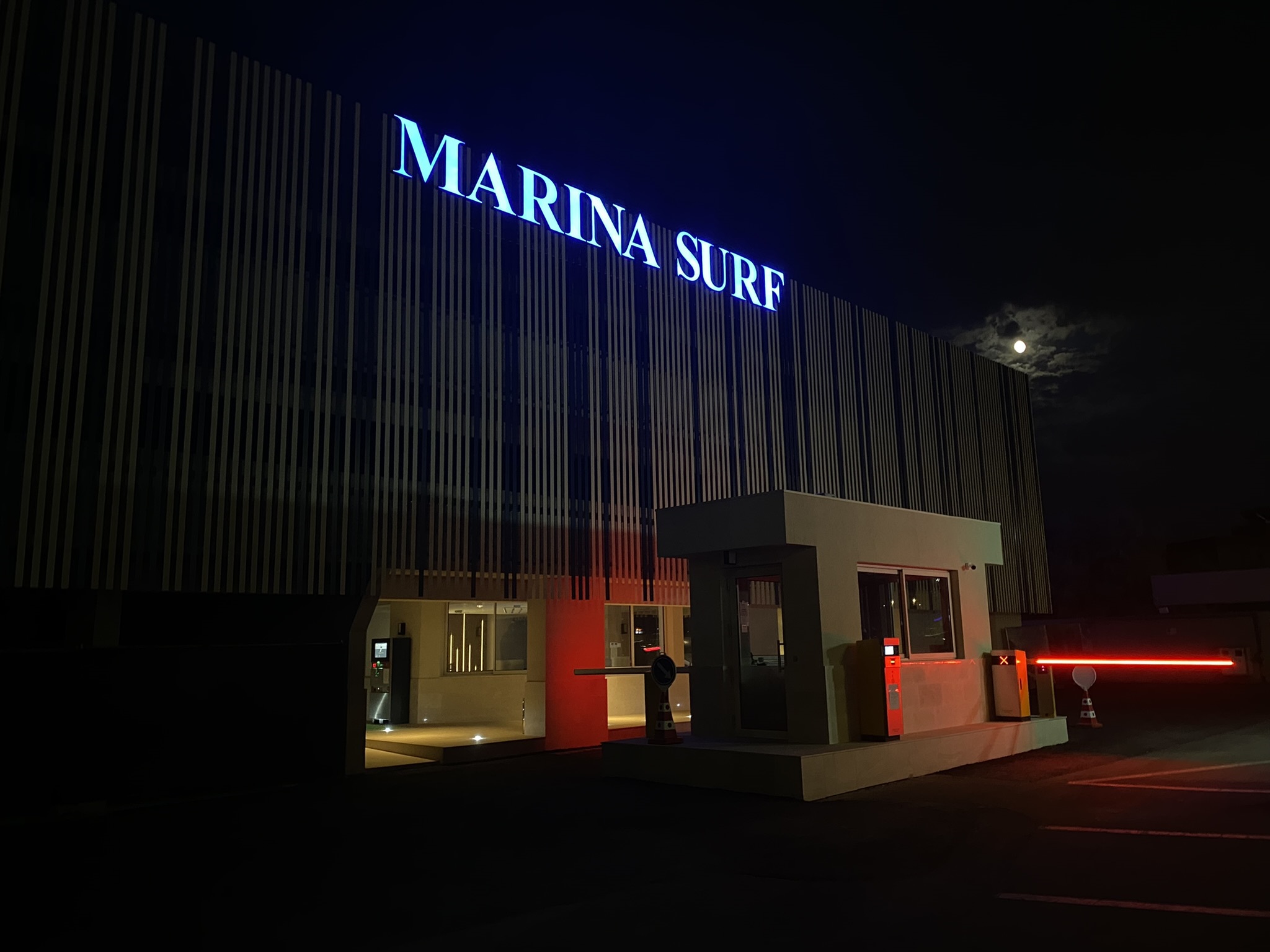 MarinaSurf - parcare